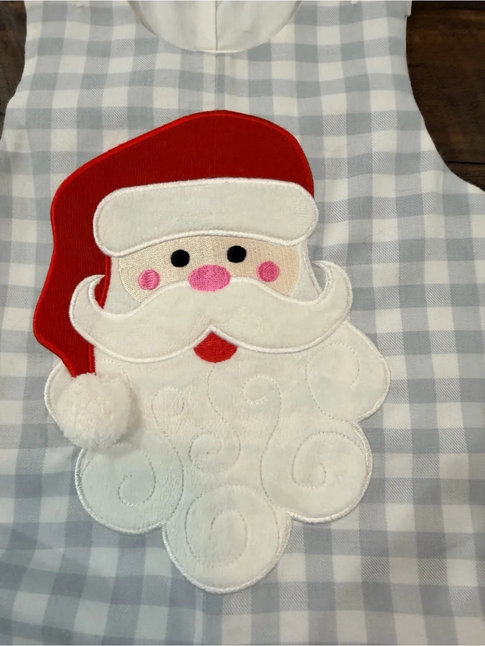 Holiday Santa Appliqué Check One-Piece Romper - Grey & Red
